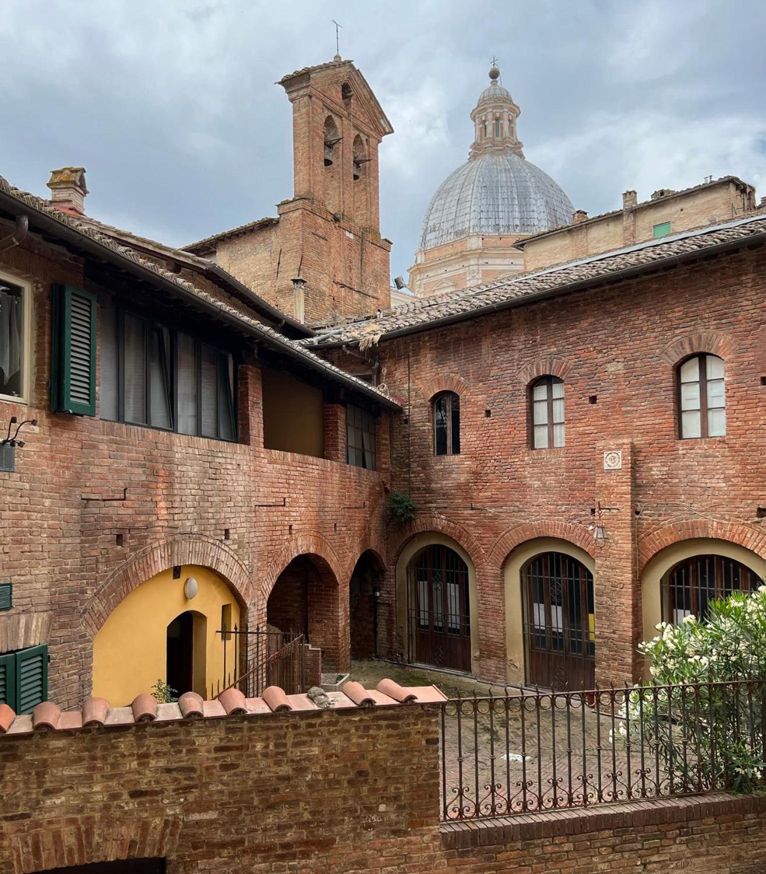 Ladyhouse Appartamento Tipico Con 4 Posti Letto Siena Dış mekan fotoğraf